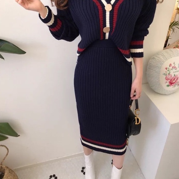 Cardigan sweater skirt 2 PCS SET navy blue stripe button womens top bottom - Picture 2 of 5
